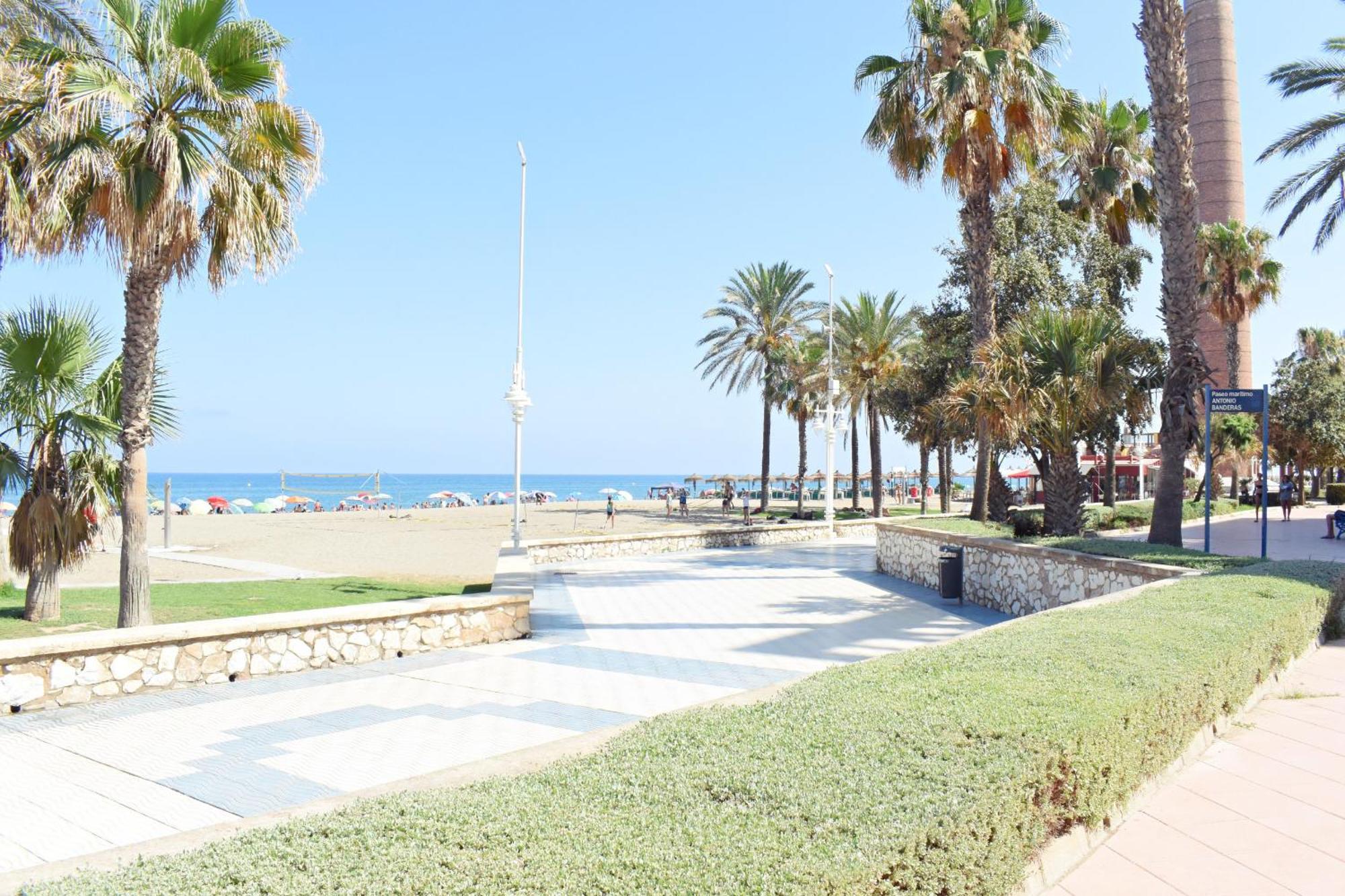 Amalia'S Home: Luminoso Apartamento Muy Cerca De La Playa Málaga Exterior foto